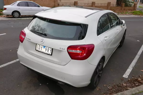 Mercedes-Benz A 200 CDI 2dm3 diesel 169 X20JK2 FZACA512